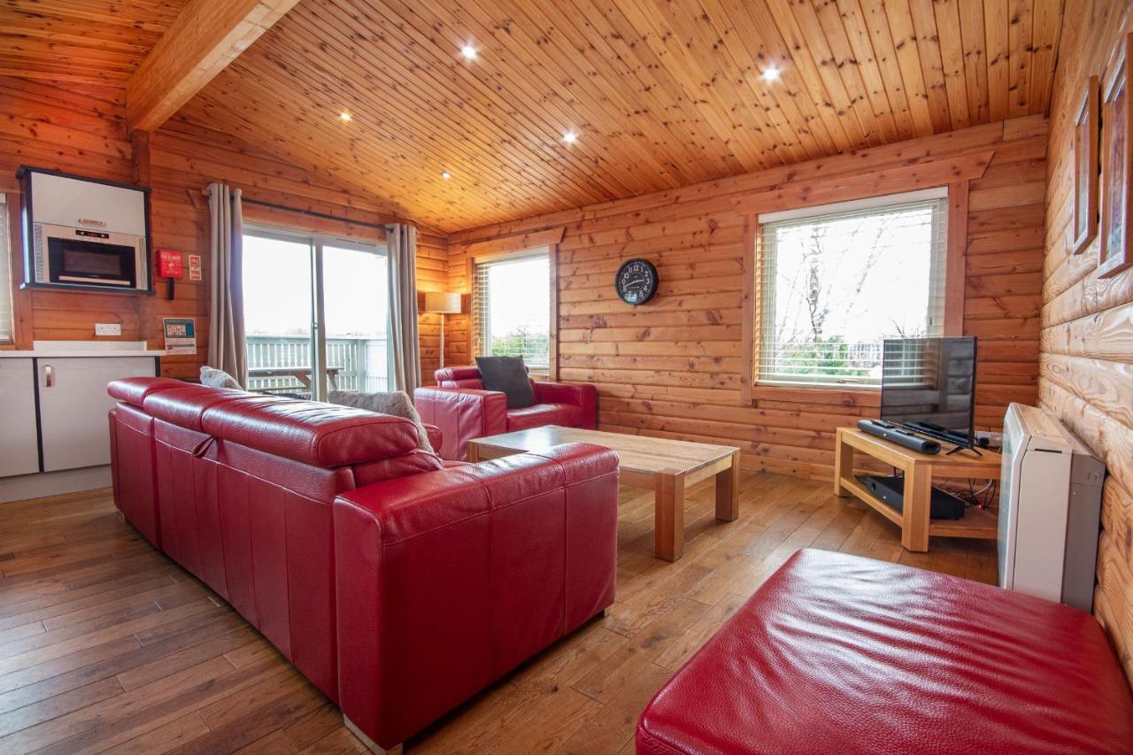 Aviemore Lodges Eksteriør bilde